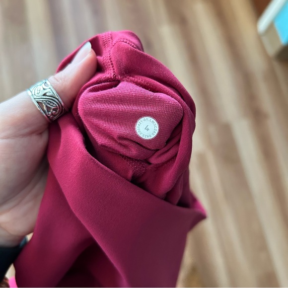 Lululemon Align High-Rise Pant 28” in Pomegranate active performance leggings - Picture 5 of 5